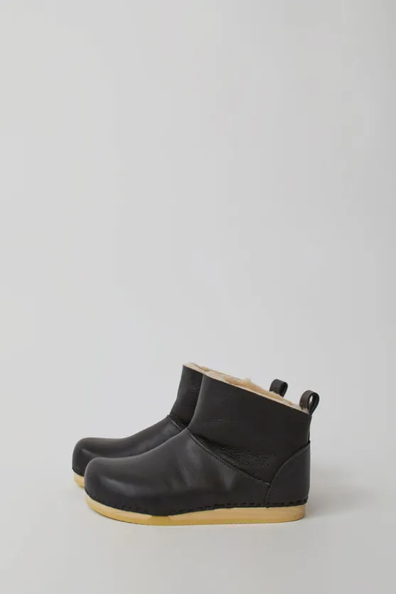 Low Shearling Clog Boot on Flat Bendable Base in Java^No.6 Store Outlet