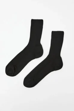 Ribbed Ankle Socks in Nero^No.6 Store Hot