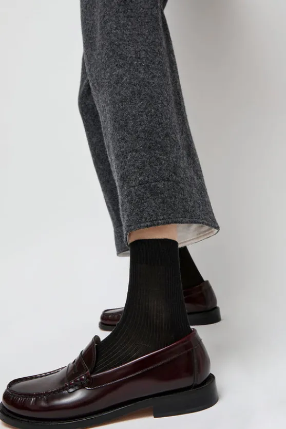 Ribbed Ankle Socks in Nero^No.6 Store Hot