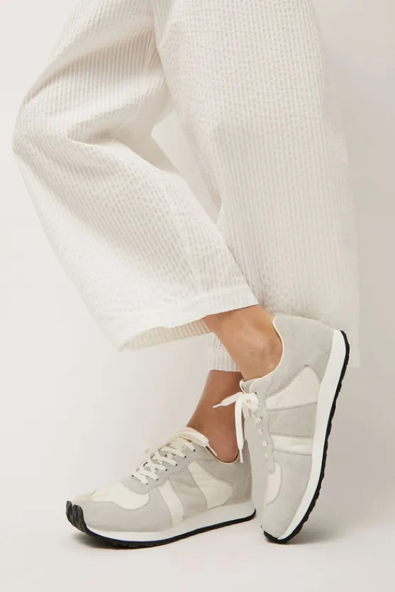 Tabi Trainer in White^No.6 Store Online